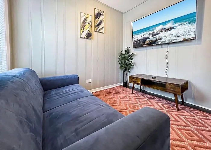 Cozy And Private 1 Bd Near City And Airport