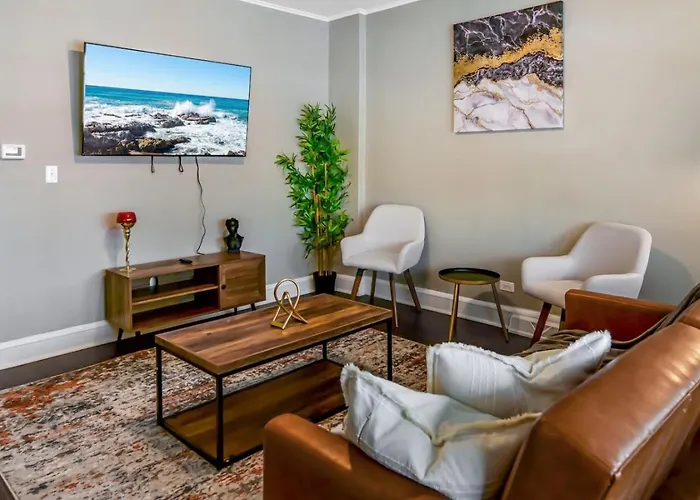 Cozy&Lux 2BD Near City&Airport