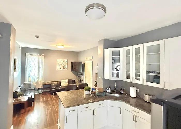 Coach Casa Penthouse - Minutes From Downtown