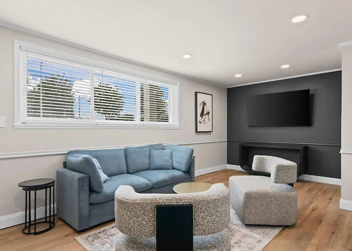 Newly Renovated Unit In Central Spfld #101