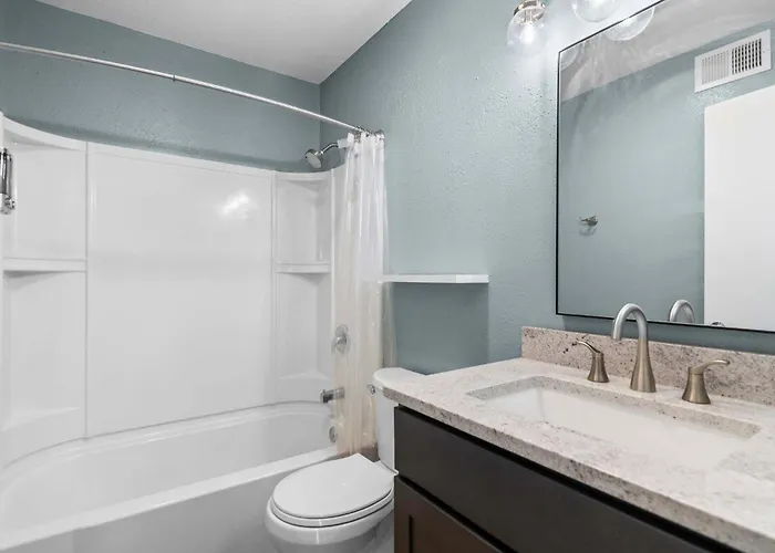 Newly Renovated Unit In Central Spfld #201