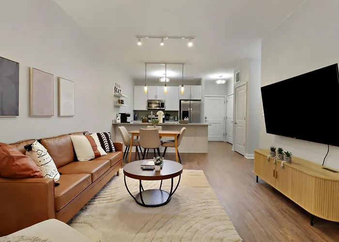 Downtown Elmhurst Luxury Apartments Near Metra & O'Hare With Pool, Gym, Parking & Theater