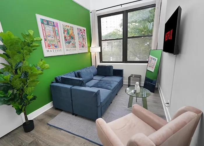 Cozy 2Br Near Mccormick & Wintrust With Opt Parking