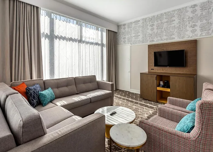 Hilton Vacation Club Hotel Blake Chicago
