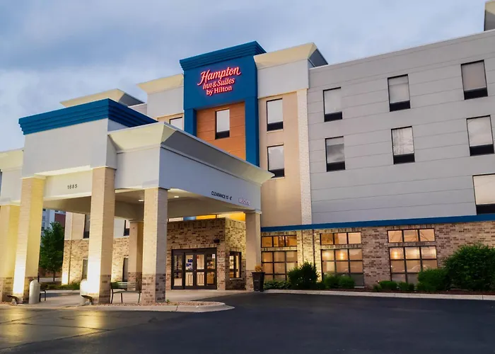 Hampton Inn & Suites Addison