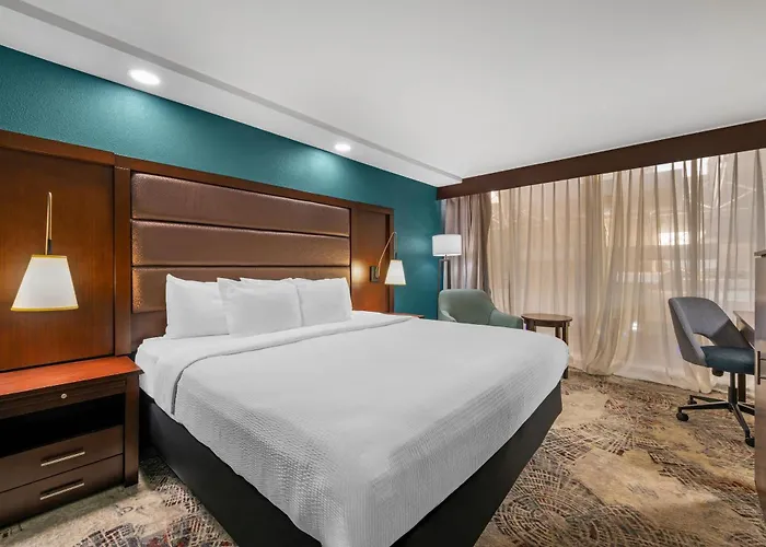 Best Western Premier Alton-St Louis