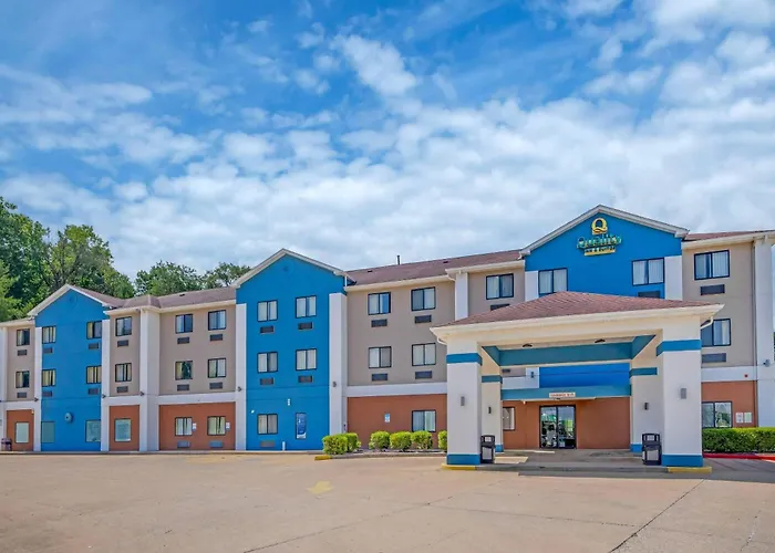 Quality Inn & Suites Caseyville - St Louis