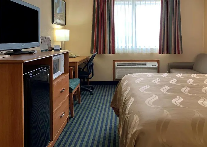 Quality Inn Ottawa Near Starved Rock State Park