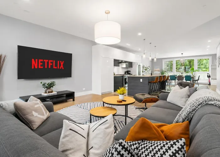 Suite Dreams - Designer Style - Central - Sleeps 7