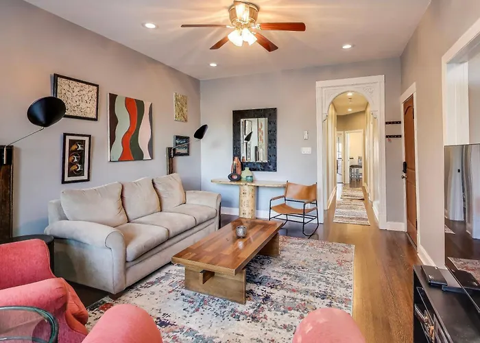 Edgewater King 1 Bd - Near Loyola, Beach &Andersonville