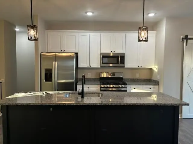 3Bed 2 Bath With King Master Sycamore