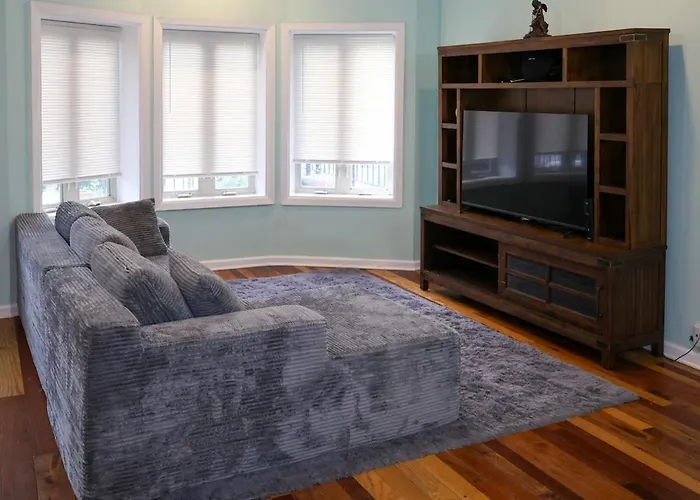 Spacious 5Br Near Obama Center & Uchicago