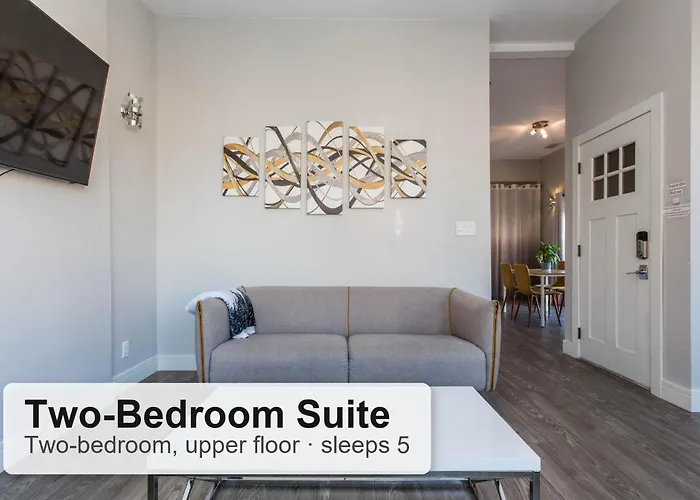 Double Play Wrigley - Prime Location Across From Wrigley Field & Transit - 2Br Apts