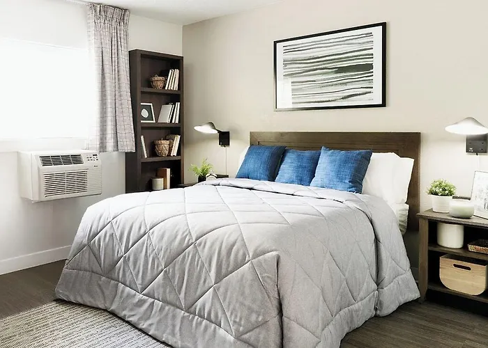 Intown Suites Extended Stay Chicago Il - Downers Grove
