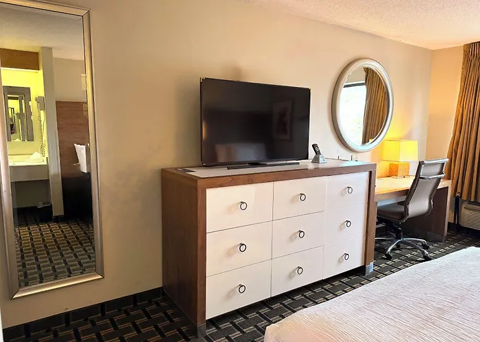 Sleep Inn & Suites Peoria North
