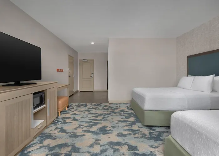 Hampton Inn & Suites St. Louis/Alton, IL