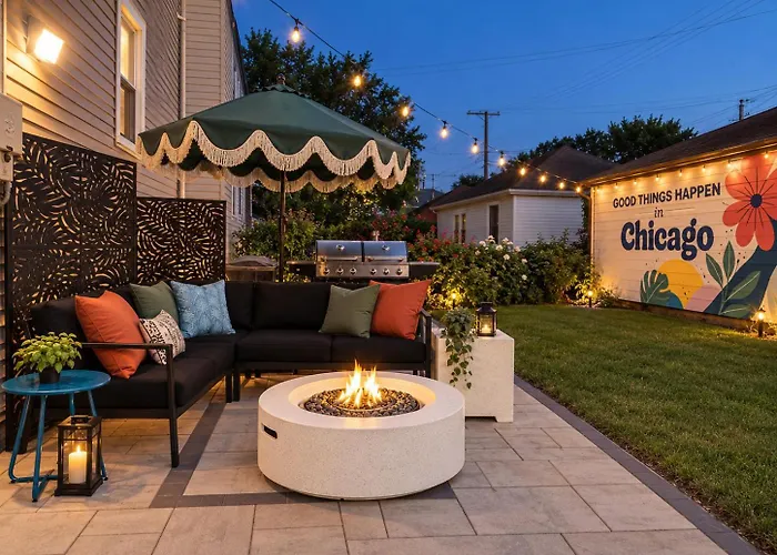 Free Parking L Patio And Fire Pit L Near Train, Attractions And Ord L Dog Friendly