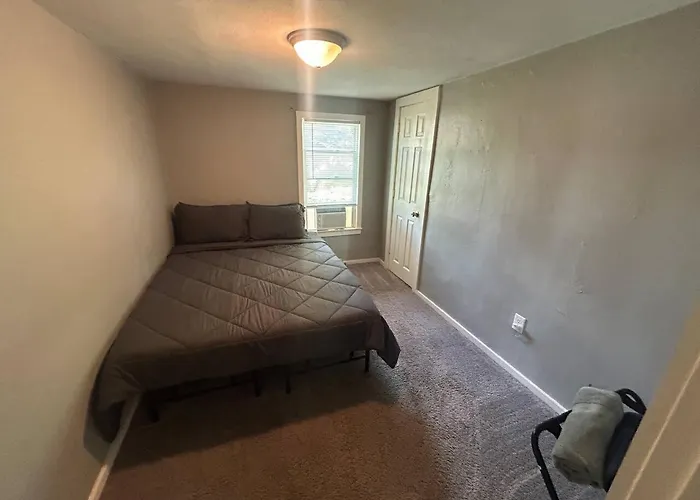 3 Bedroom House With Arcades