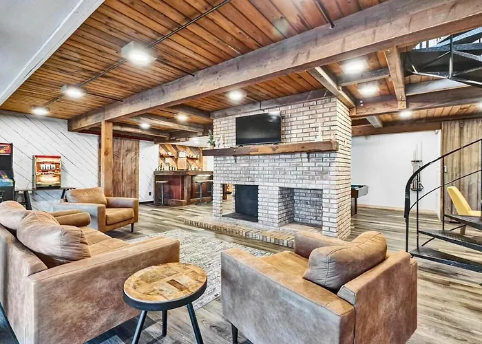 Private A-Frame - 5 Acres-Fishing Pond-Rock Wall