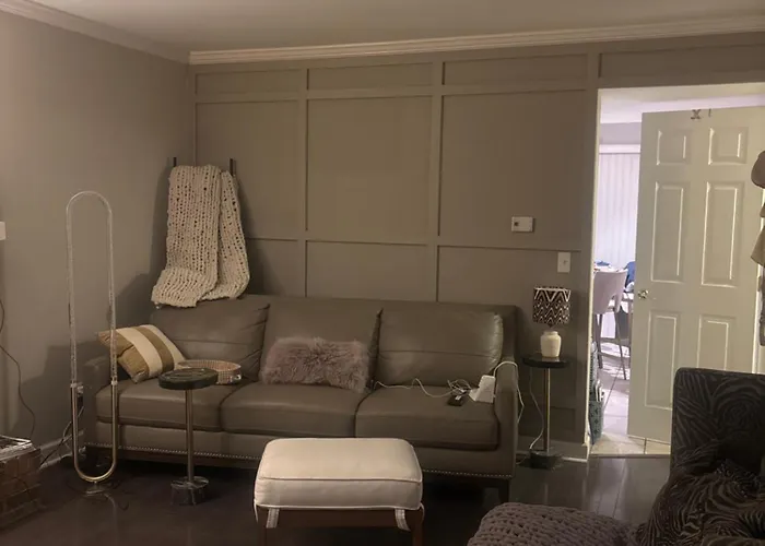 Lbs Cozy Townhouse