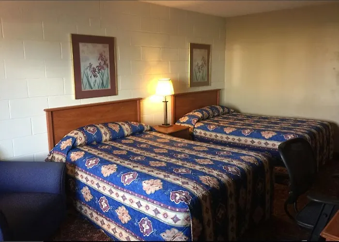 Country Host Motel