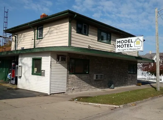 Model Motel