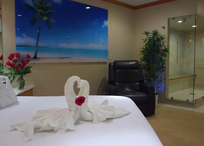 Sybaris Pool Suites Northbrook - Adults Only