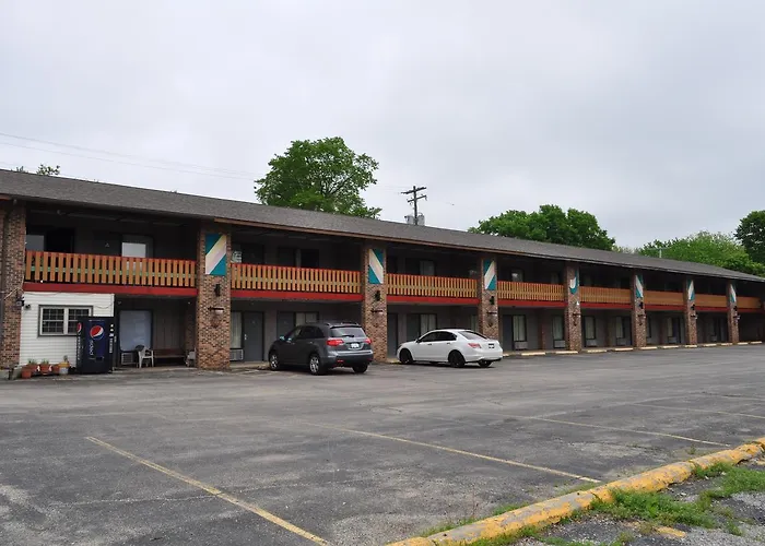 Kewanee Motor Lodge