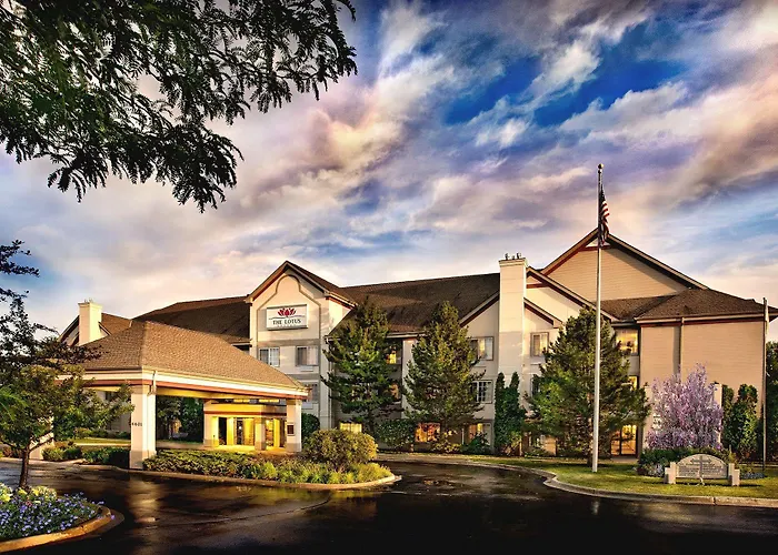 The Lotus Suites At Midlane Golf Resort