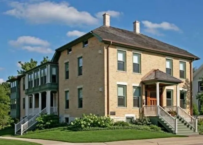 Barrington House Bed & Breakfast