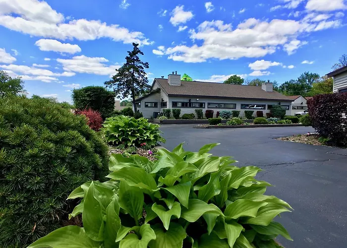 Sybaris Pool Suites Downers Grove - Adults Only