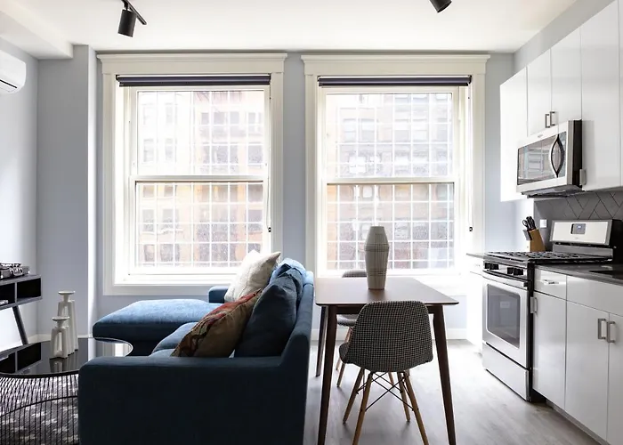 The Plymouth Deluxe Suites By Sonder