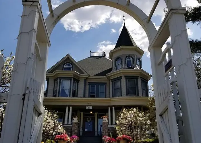 Cherry Tree Inn B&B