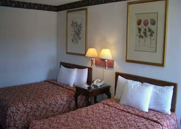 Days Inn Naperville/Chicago
